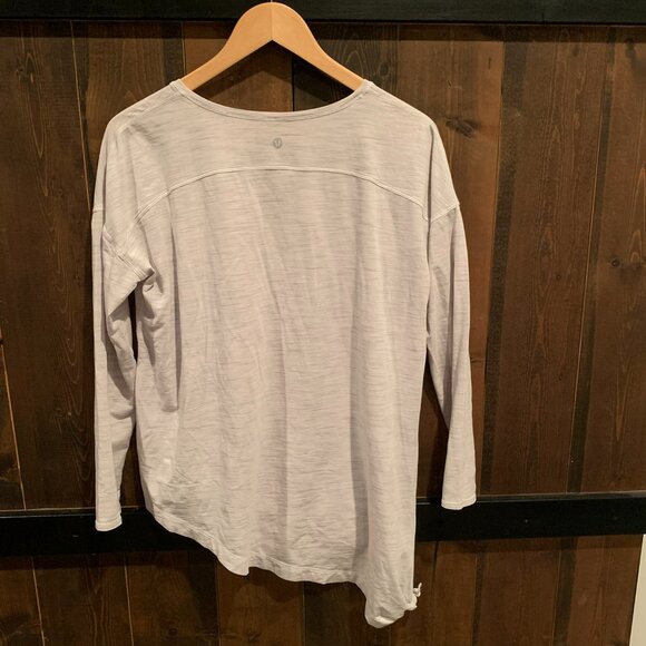 Lululemon Medium Long Sleeve Shirt Crewneck Asymmetrical Women's Size L/XL - Picture 8 of 8